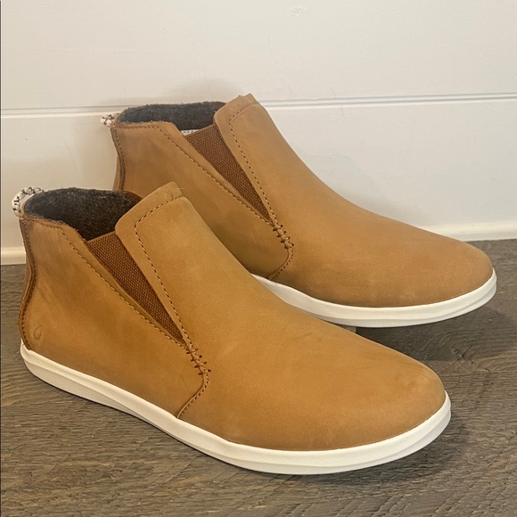 Hawai'iloa Manu Hope Waterproof Sneaker Boot (Women) - EU 40/ US 10 - Picture 1 of 12